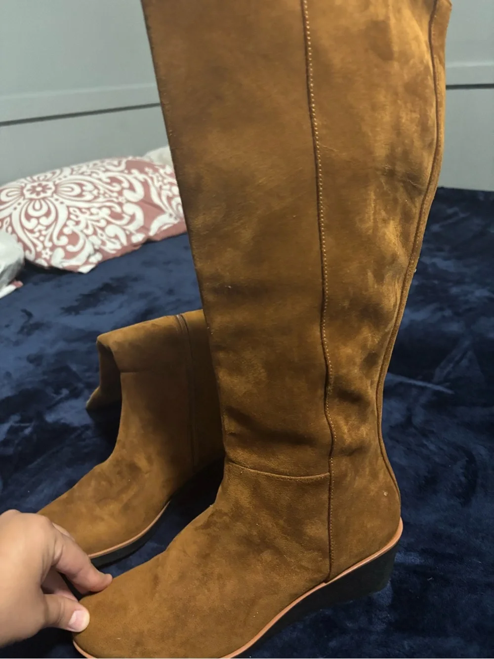 N/A elegant brown